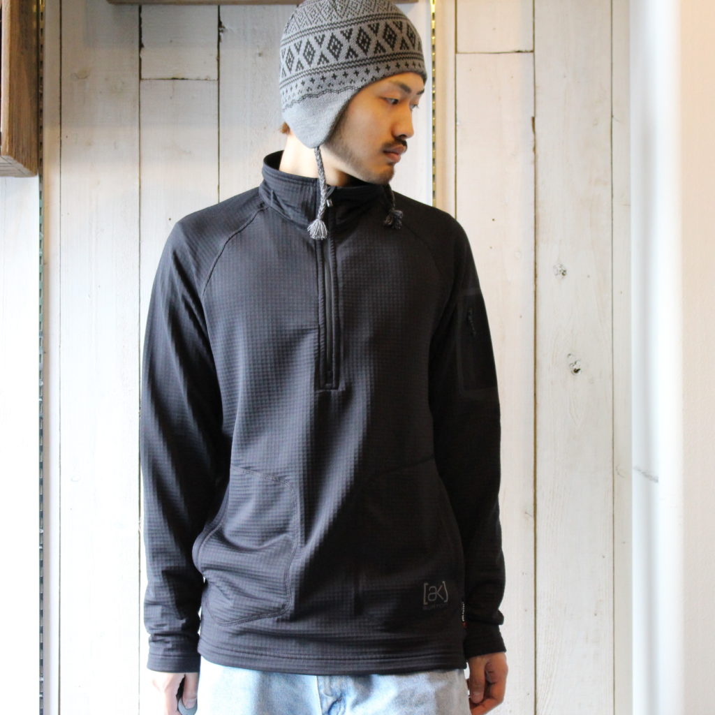 薄いのにあったかいフリースレイヤー　［ak］Grid Half-Zip