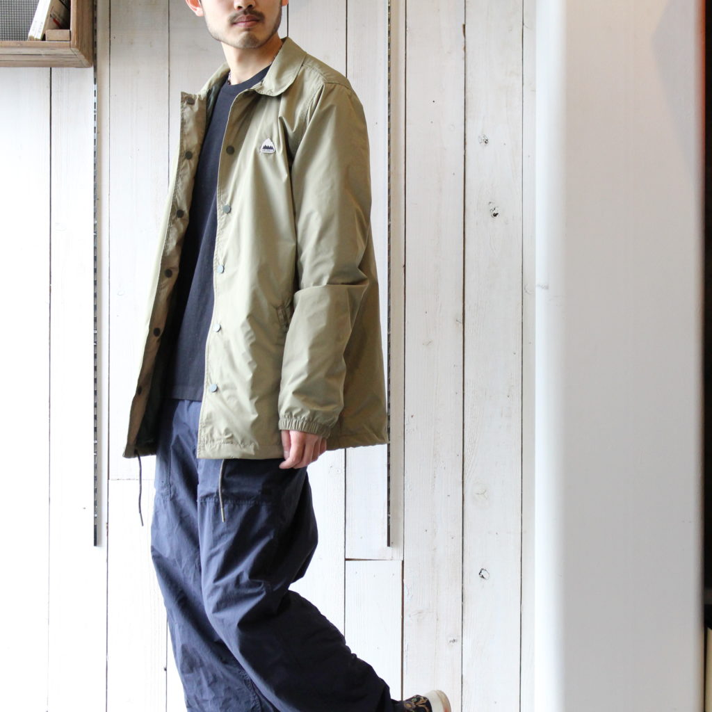 過酷な環境に耐えうるウェアを街着に　BURTON  Trackback Jacket