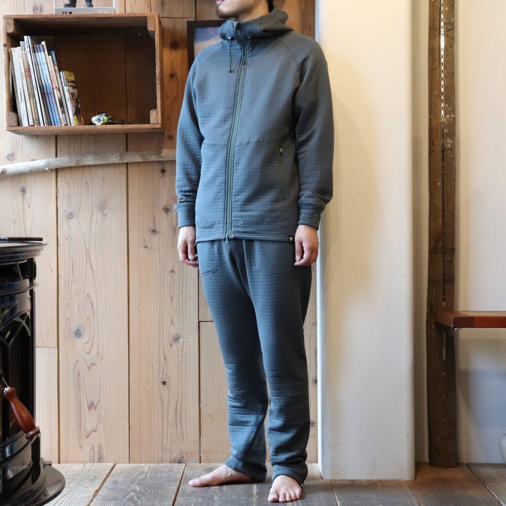 【ミッドレイヤー】P.RHYTHM | POWER AIR ZIP HOODY & POWER AIR PANTS